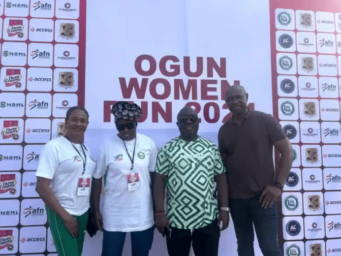 3947FF92-30D0-422B-9619-D7E4BDC984E5