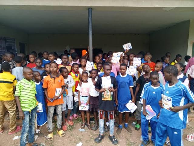 97055683-F314-4FBB-B41C-42A76290260D