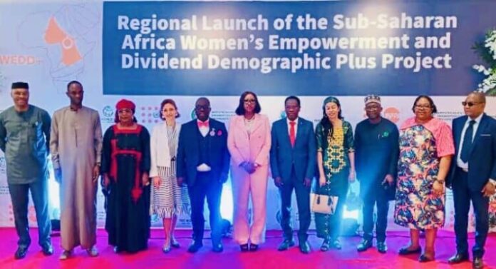 EB74D9D8-B048-461F-8E4E-9E82A4B980E5